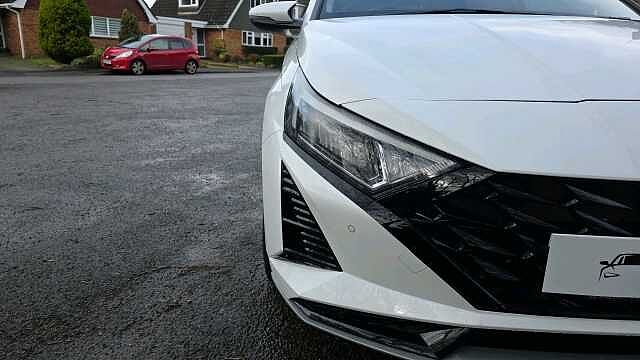 Hyundai i20 1.0 T-GDi Premium Hatchback 5dr Petrol Manual Euro 6 (s/s) (100 ps)