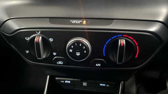 Hyundai i20 1.0 T-GDi MHEV SE Connect Hatchback 5dr Petrol Hybrid DCT Euro 6 (s/s) (100 ps)