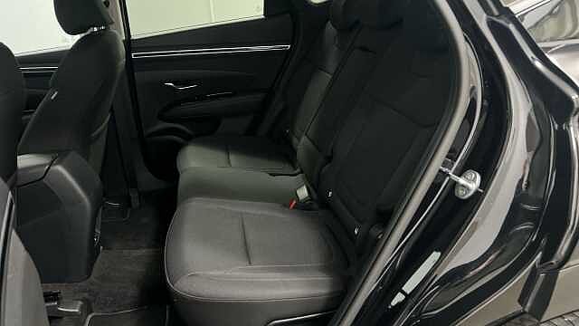 Hyundai TUCSON 1.6 T-GDi MHEV SE Connect SUV 5dr Petrol Hybrid DCT Euro 6 (s/s) (150 ps) Black