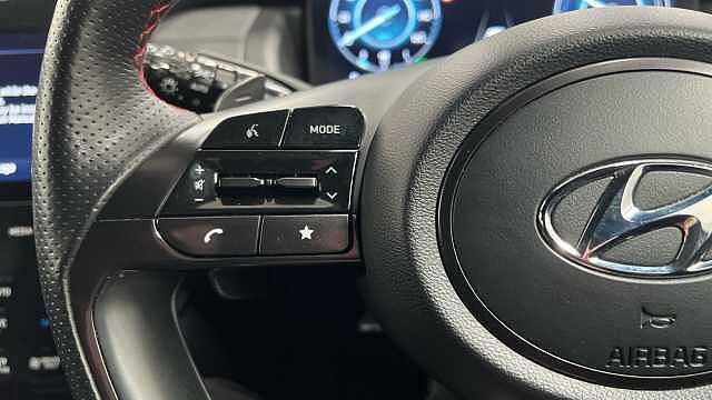 Hyundai TUCSON 1.6 h T-GDi N Line S SUV 5dr Petrol Hybrid Auto Euro 6 (s/s) (230 ps) Red