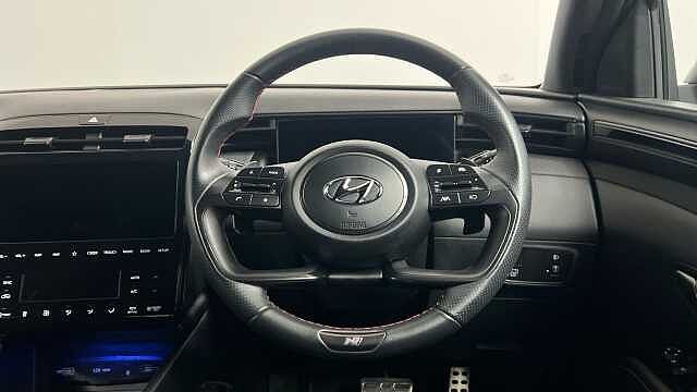 Hyundai TUCSON 1.6 h T-GDi N Line SUV 5dr Petrol Hybrid Auto Euro 6 (s/s) (230 ps) Red