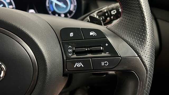 Hyundai TUCSON 1.6 h T-GDi N Line SUV 5dr Petrol Hybrid Auto Euro 6 (s/s) (230 ps) Red