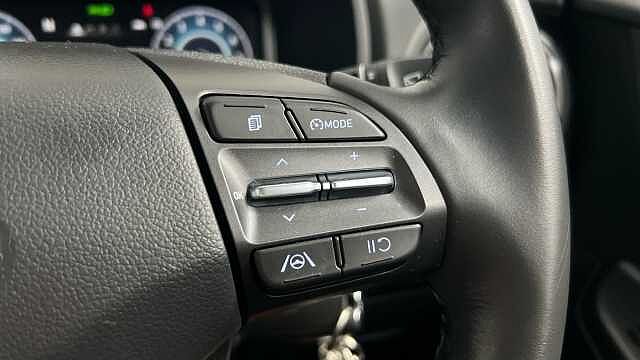 Hyundai KONA 1.0 T-GDi MHEV SE Connect SUV 5dr Petrol Hybrid Manual Euro 6 (s/s) (120 ps) Blue