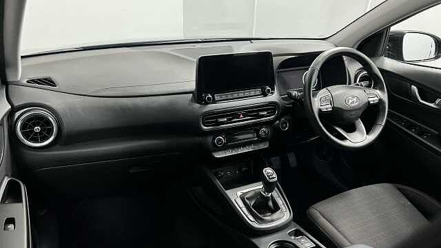 Hyundai KONA 1.0 T-GDi MHEV Premium SUV 5dr Petrol Hybrid Manual Euro 6 (s/s) (120 ps) Black