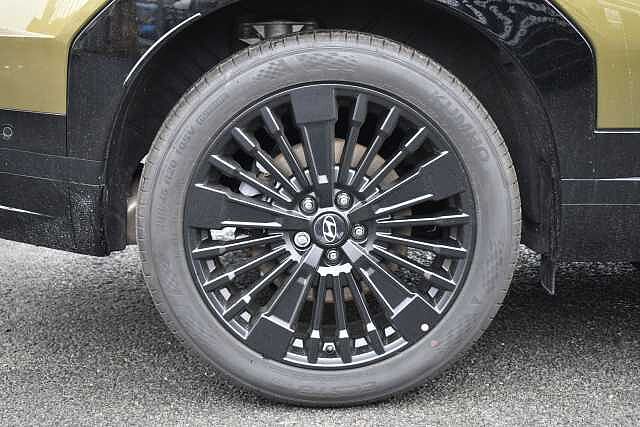 Hyundai SANTA FE 1.6 TGDi 239 Hybrid Calligraphy 5dr Auto Green