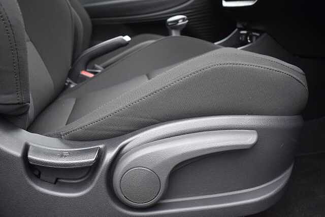 Hyundai i20 1.0T GDi 90 Tech Line 5dr DCT