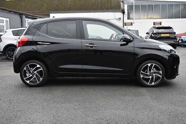 Hyundai i10 1.2 [79] Premium 5dr Auto [Nav]