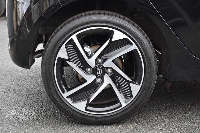 Hyundai i10 1.2 [79] Premium 5dr Auto [Nav]