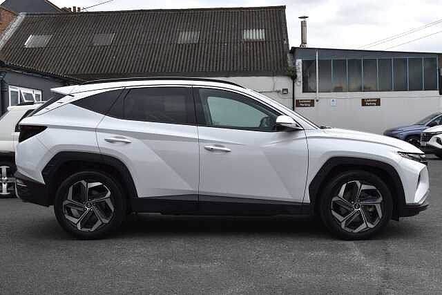 Hyundai TUCSON 1.6 TGDi Hybrid 230 Premium 5dr 2WD Auto White
