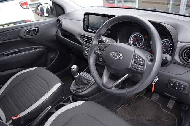 Hyundai i10 1.2 SE Connect 5 Door