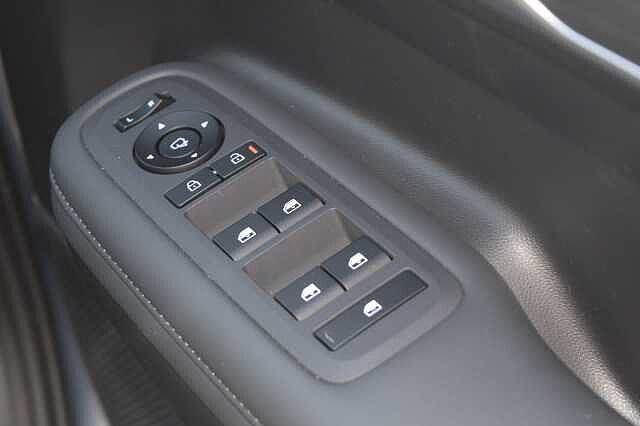 Hyundai Santa Fe 1.6 TGDi Hybrid Ultimate 5dr Auto