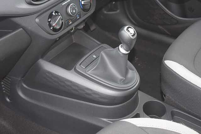 Hyundai I10 1.0 MPi SE Connect 5dr Green