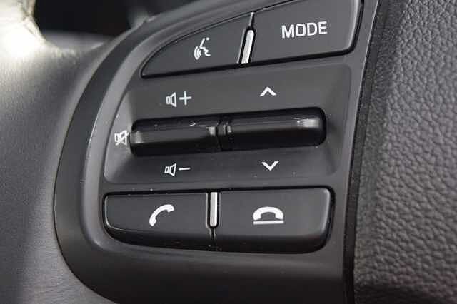 Hyundai I10 1.0 MPi SE Connect 5dr Green