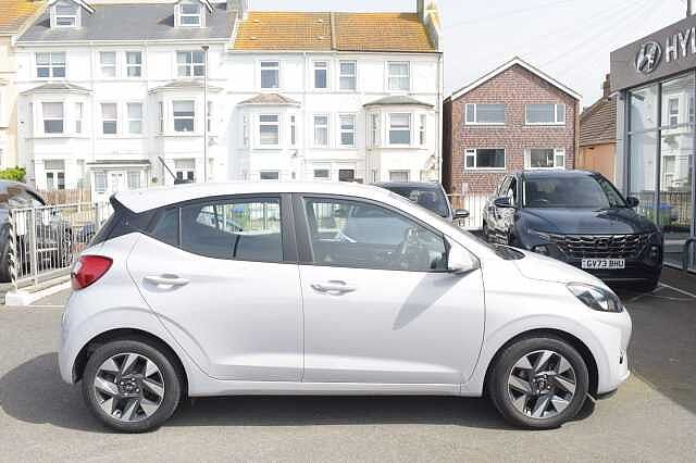 Hyundai i10 1.2 [79] Advance 5dr [Nav]