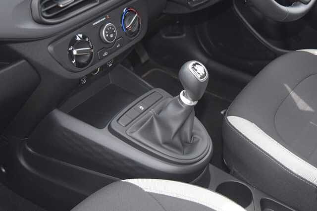 Hyundai i10 1.2 [79] Advance 5dr [Nav]