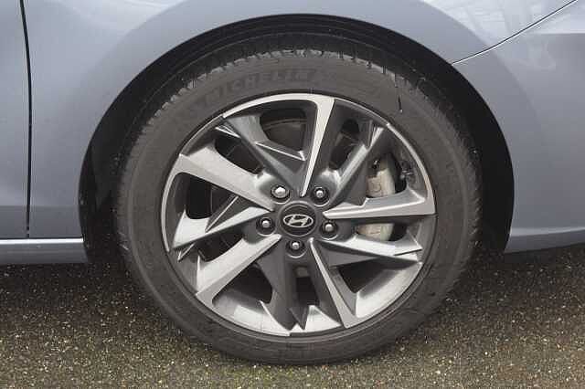 Hyundai I30 1.5T GDi 48v Hybrid Premium 5dr DCT Blue