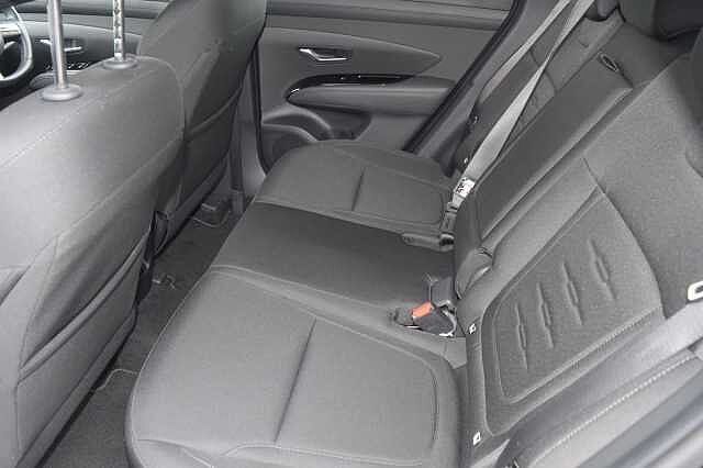 Hyundai TUCSON 1.6T Hybrid Advance 5dr Auto Black