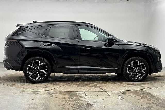 Hyundai TUCSON 1.6T Hybrid N Line 5dr Auto Black