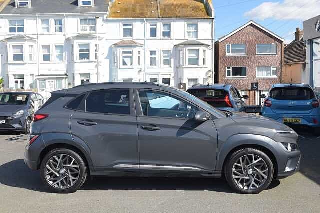 Hyundai KONA 1.6 GDi Hybrid Premium 5dr DCT Grey