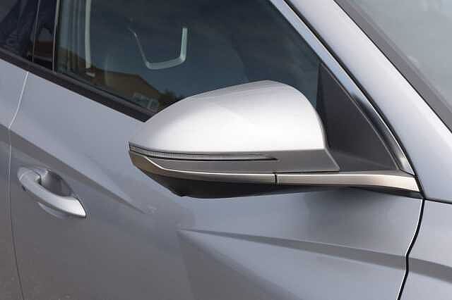 Hyundai TUCSON 1.6T Hybrid Ultimate 5dr Auto Silver