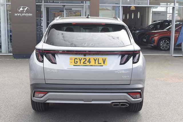 Hyundai TUCSON 1.6T Hybrid Ultimate 5dr Auto Silver