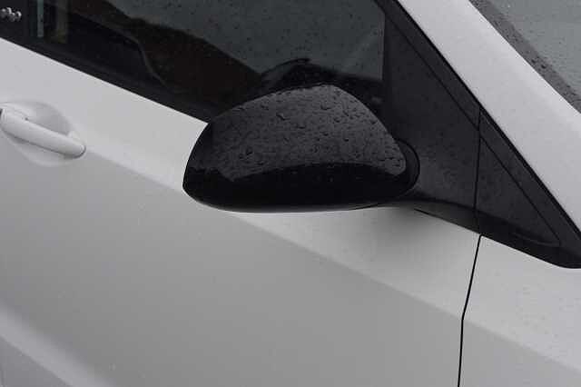 Hyundai I10 1.0 Play 5dr White