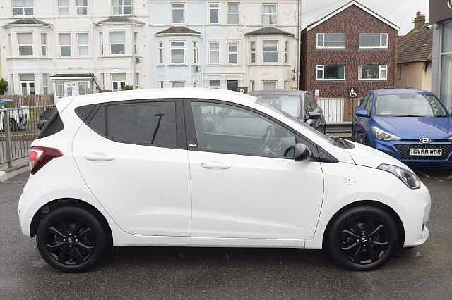 Hyundai I10 1.0 Play 5dr White