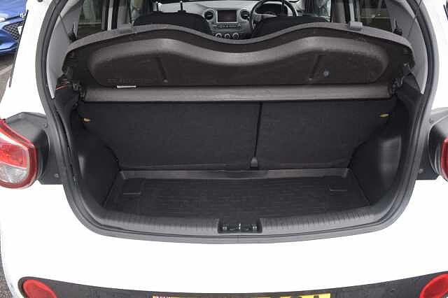 Hyundai I10 1.0 Play 5dr White