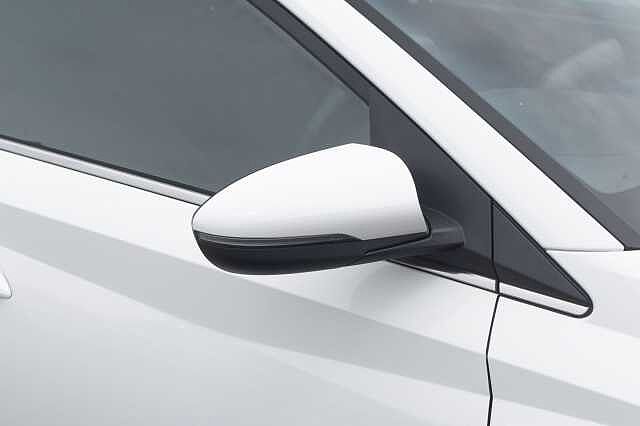 Hyundai I20 1.0T GDi 48V MHD Premium 5dr DCT White