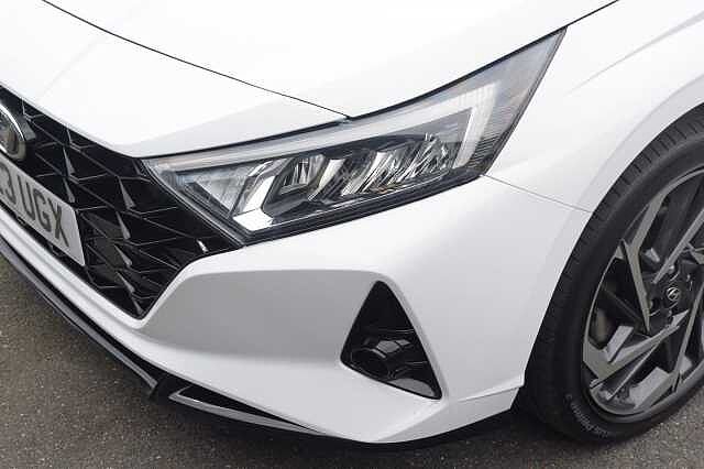 Hyundai I20 1.0T GDi 48V MHD Premium 5dr DCT White