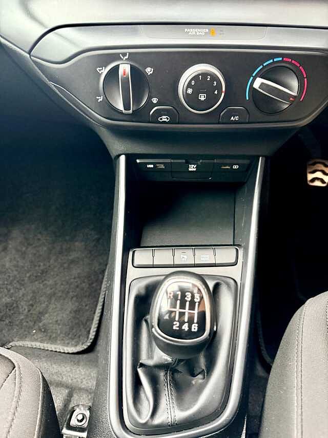 Hyundai BAYON 1.0 TGDi 48V MHEV SE Connect 5dr