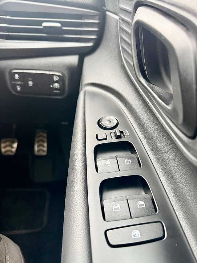 Hyundai BAYON 1.0 TGDi 48V MHEV SE Connect 5dr