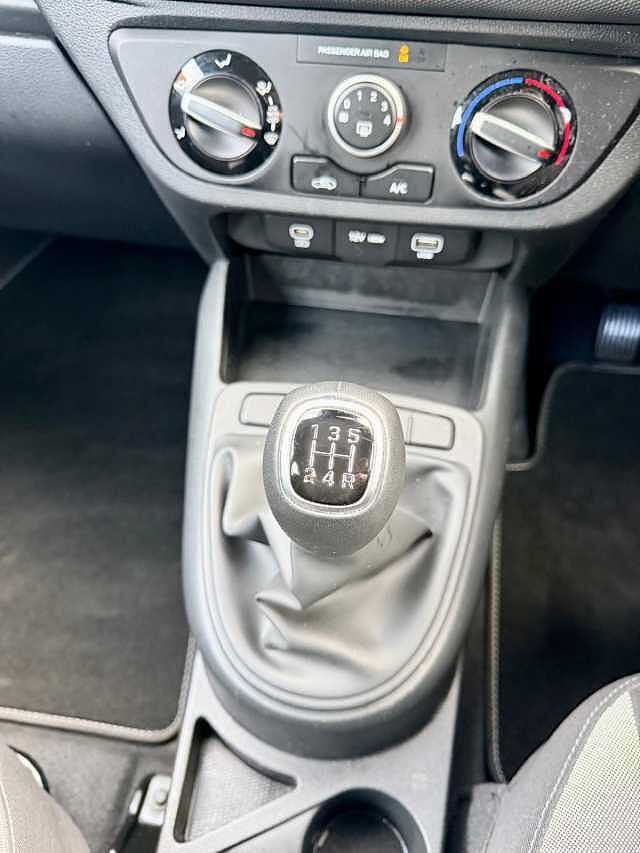 Hyundai i10 1.0 Advance 5dr