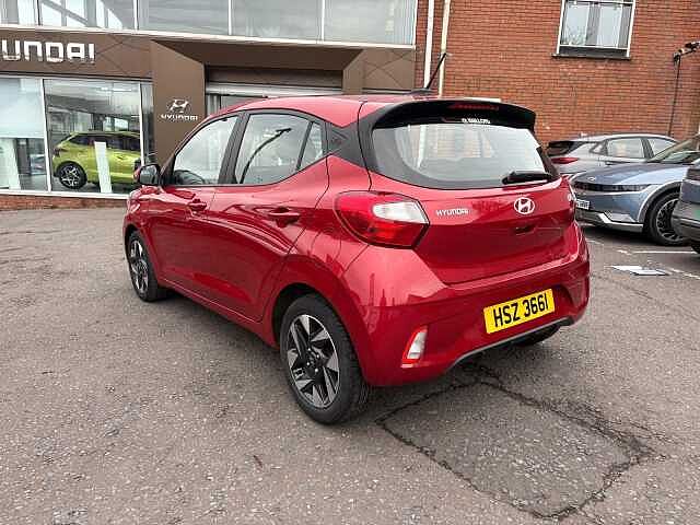 Hyundai I10 1.2 Advance 5dr Auto Red
