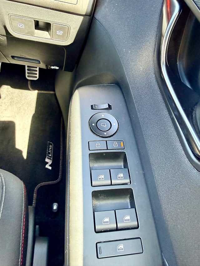 Hyundai KONA 1.6 GDi Hybrid N Line 5dr DCT Blue
