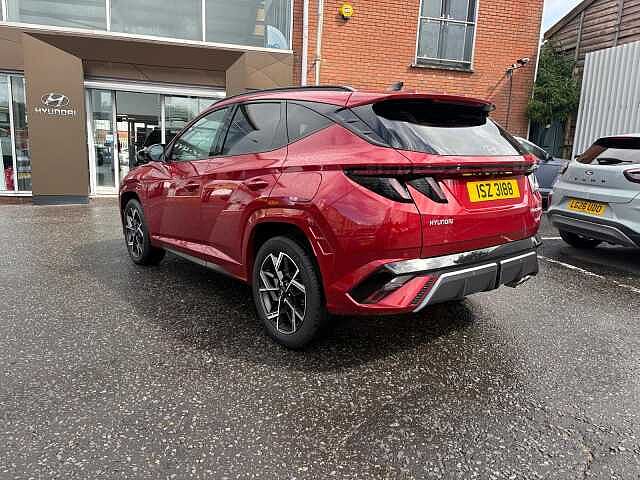 Hyundai TUCSON 1.6T Hybrid N Line 5dr Auto Red