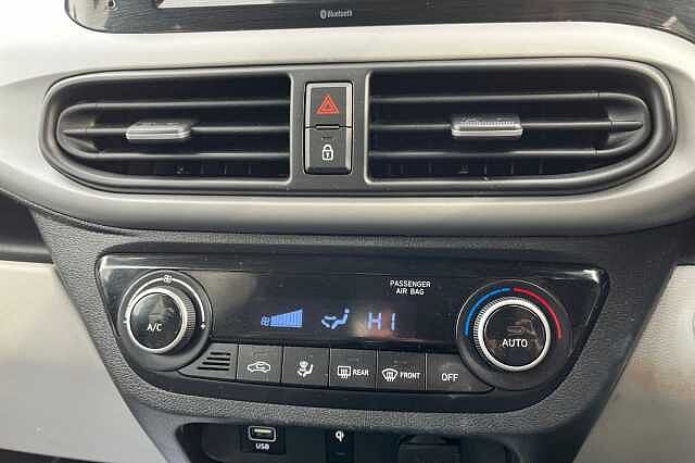 Hyundai i10 1.2 Premium Auto Euro 6 (s/s) 5dr