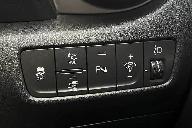 Hyundai KONA 64kWh Ultimate Auto 5dr (10.5kW Charger) Grey