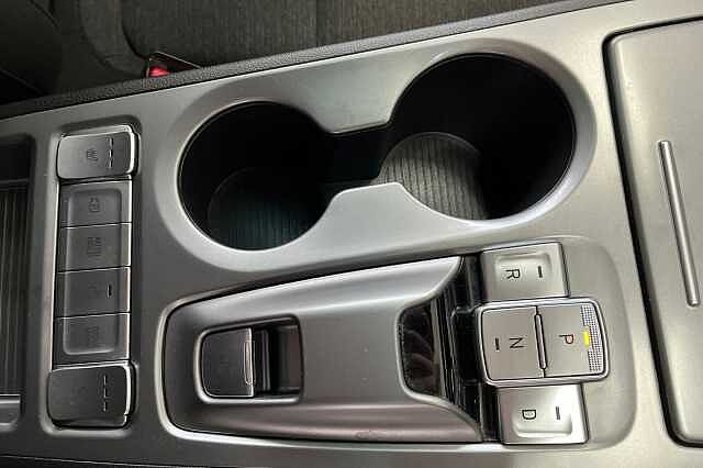 Hyundai KONA 39kWh Premium Auto 5dr (10.5kW Charger) Grey