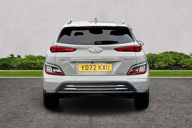 Hyundai KONA 39kWh Premium Auto 5dr (10.5kW Charger) Grey