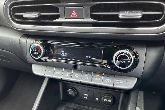 Hyundai KONA 1.6 h-GDi Premium DCT Euro 6 (s/s) 5dr Blue