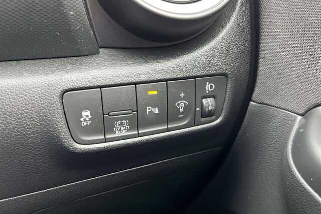 Hyundai KONA 1.6 h-GDi Premium DCT Euro 6 (s/s) 5dr Blue