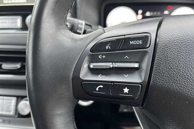 Hyundai KONA 64kWh Ultimate Auto 5dr (10.5kW Charger) Blue