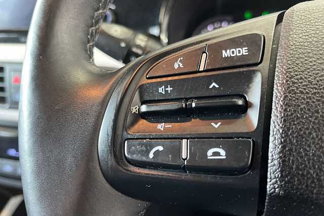 Hyundai I10 1.0 Premium Auto Euro 6 (s/s) 5dr Red