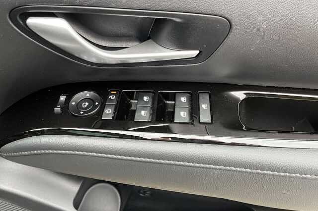 Hyundai TUCSON 1.6 T-GDi Ultimate Auto Euro 6 (s/s) 5dr Black