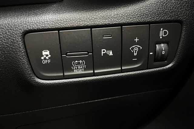 Hyundai KONA 1.6 h-GDi Premium DCT Euro 6 (s/s) 5dr Grey