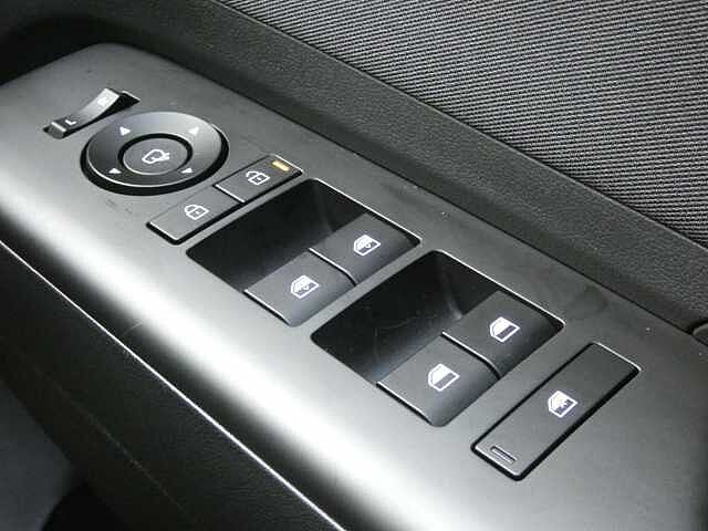 Hyundai KONA 1.6 h-GDi N Line DCT Euro 6 (s/s) 5dr Black