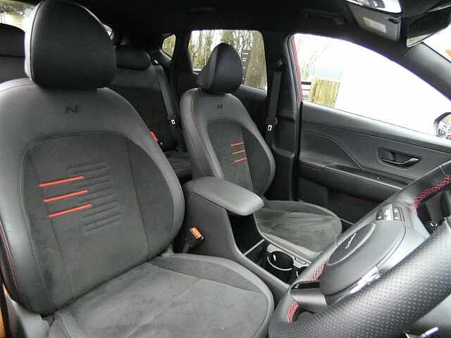 Hyundai KONA 1.6 T-GDi N Line S DCT Euro 6 (s/s) 5dr Red