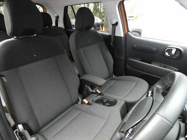 Hyundai INSTER Long Range 49kWh 02 Auto 5dr