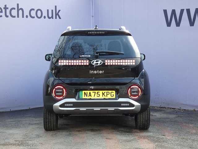 Hyundai INSTER Long Range 49kWh 02 Auto 5dr Black